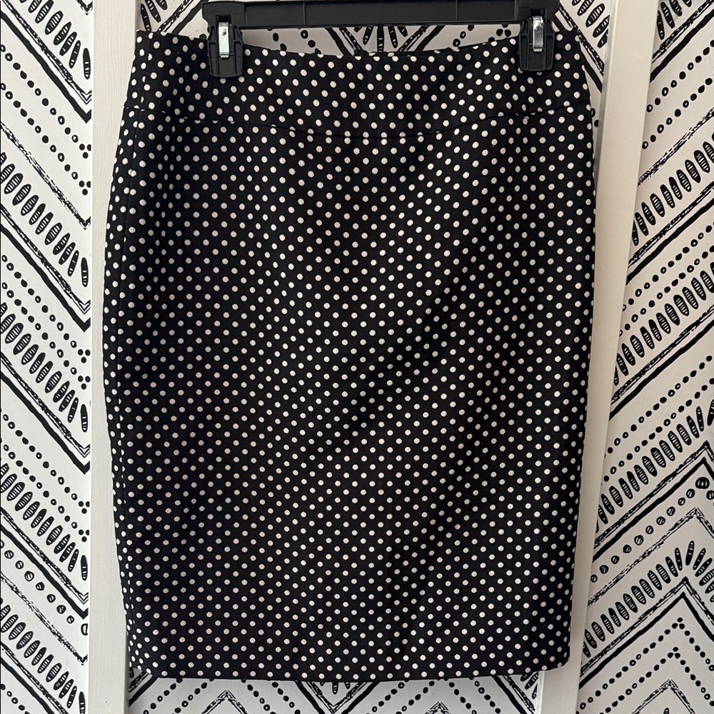 Kasper Black and White Polka Dot Pencil Skirt